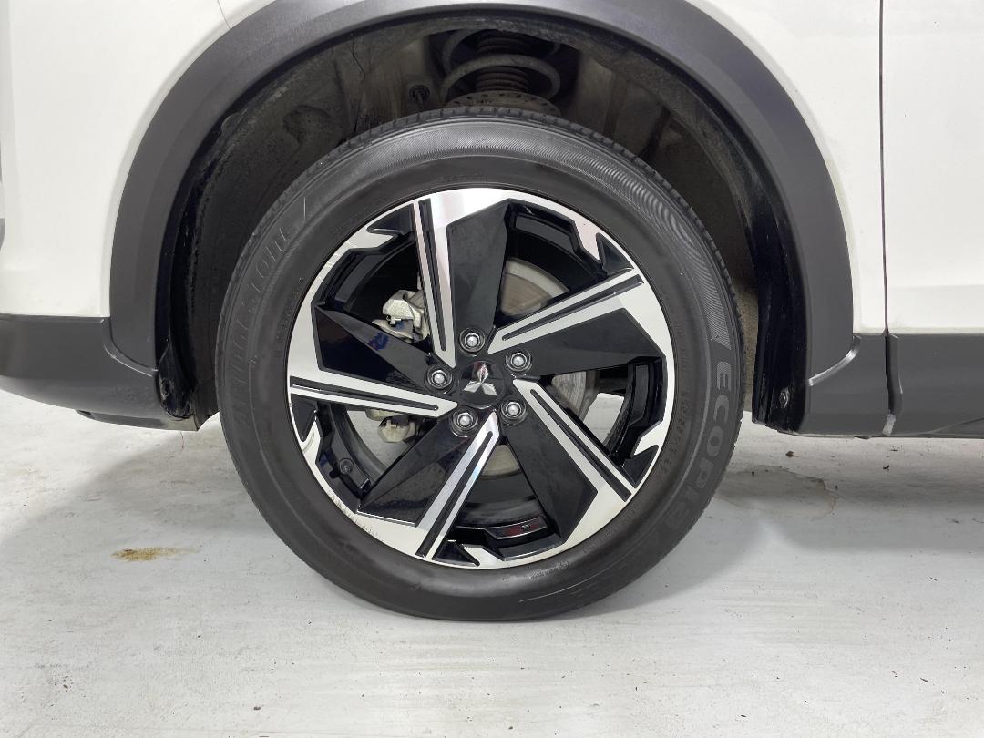 Photo '10' of Mitsubishi Eclipse Cross Photo '10' of Mitsubishi Eclipse Cross