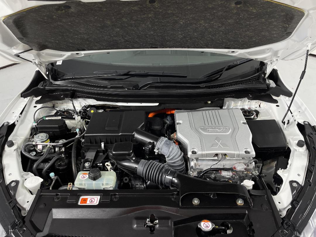 Photo '13' of Mitsubishi Eclipse Cross Photo '13' of Mitsubishi Eclipse Cross