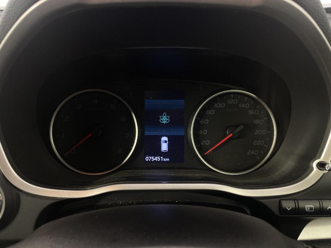 Photo '21' of Mitsubishi Eclipse Cross