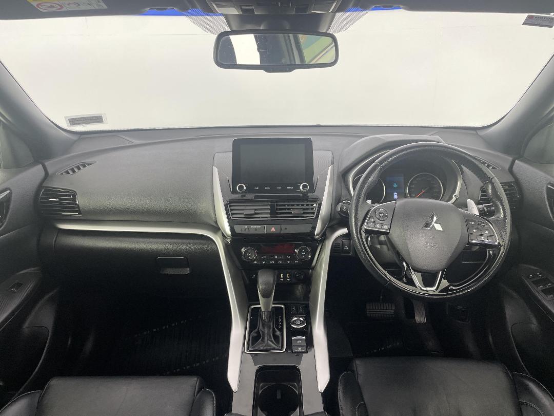 Photo '17' of Mitsubishi Eclipse Cross