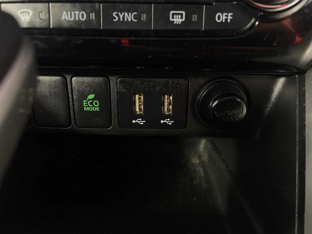 Photo '30' of Mitsubishi Eclipse Cross