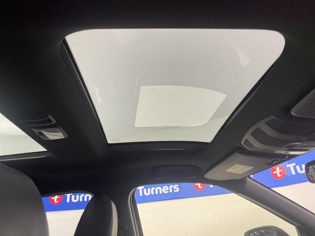 Photo '32' of Mitsubishi Eclipse Cross