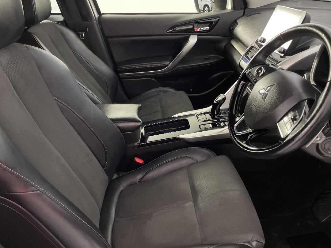 Photo '16' of Mitsubishi Eclipse Cross