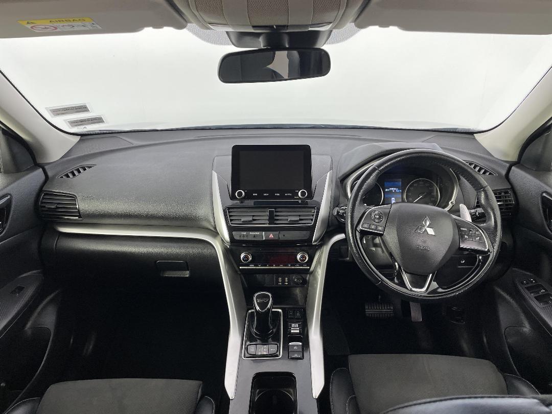 Photo '17' of Mitsubishi Eclipse Cross