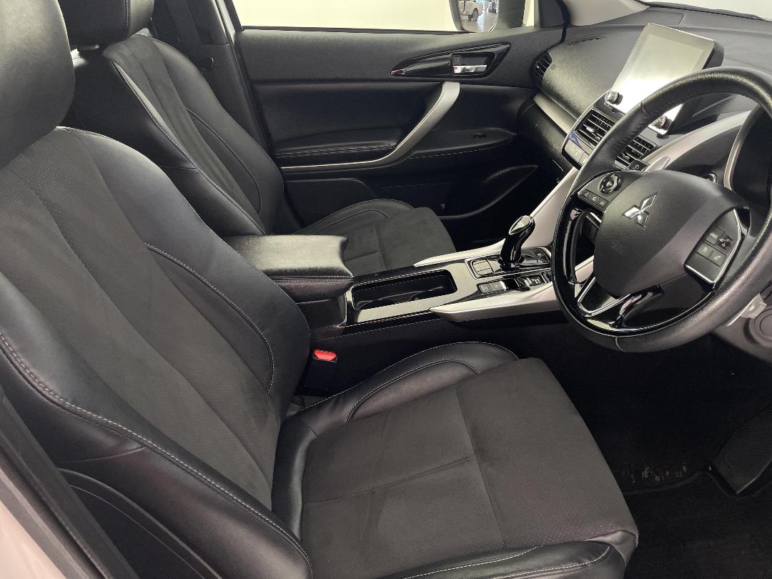 Photo '16' of Mitsubishi Eclipse Cross