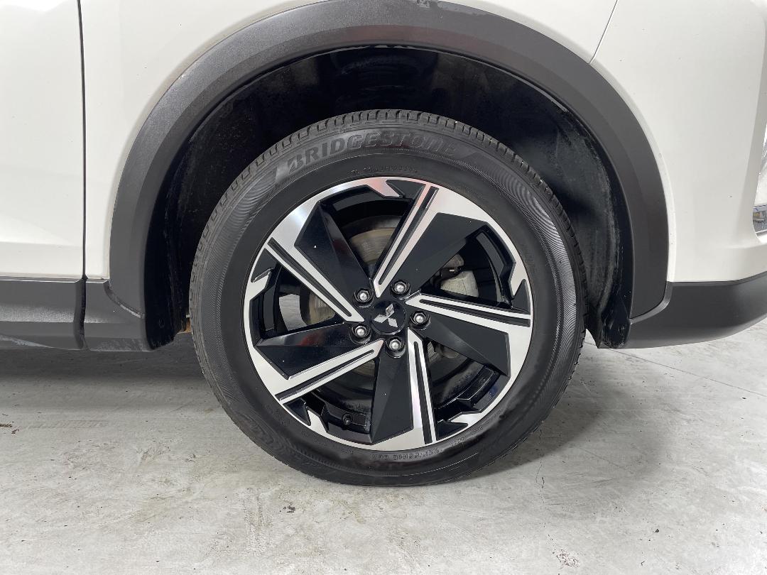 Photo '9' of Mitsubishi Eclipse Cross