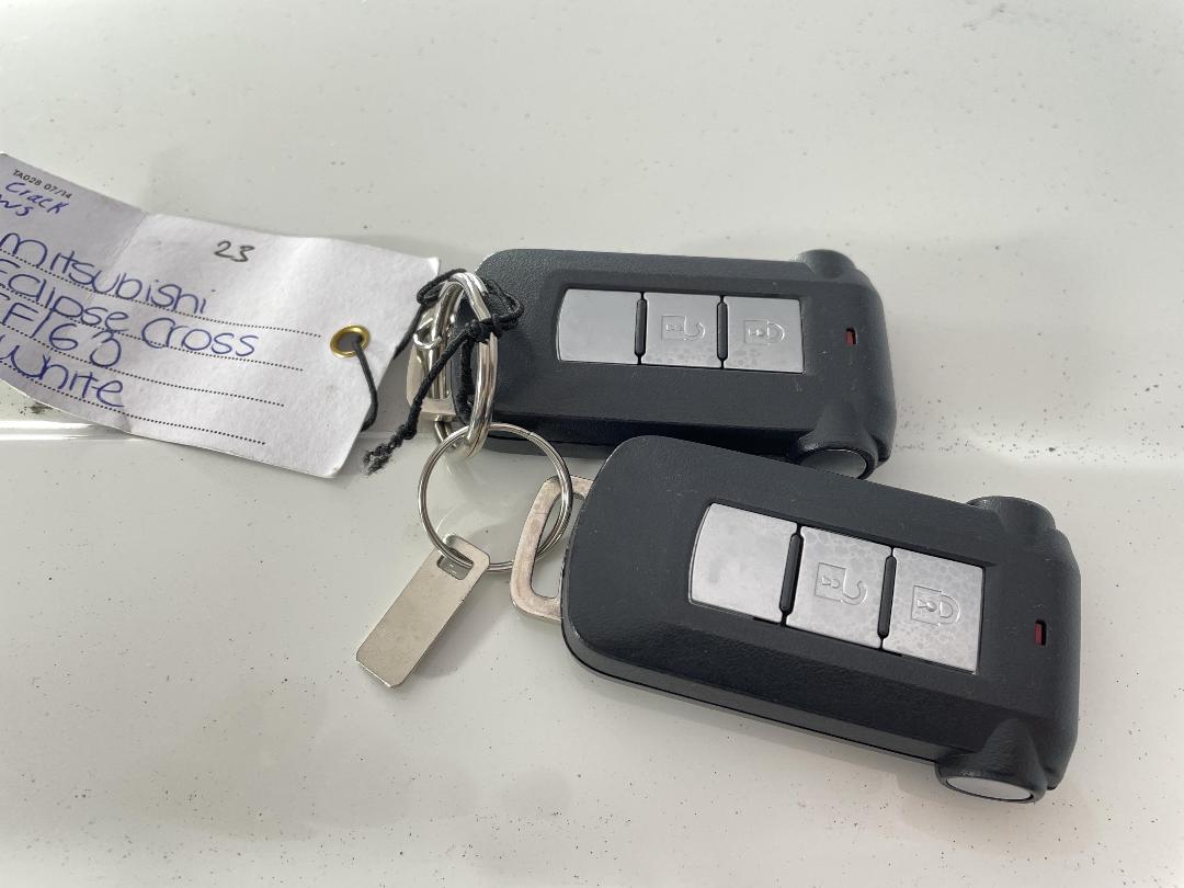 Photo '22' of Mitsubishi Eclipse Cross