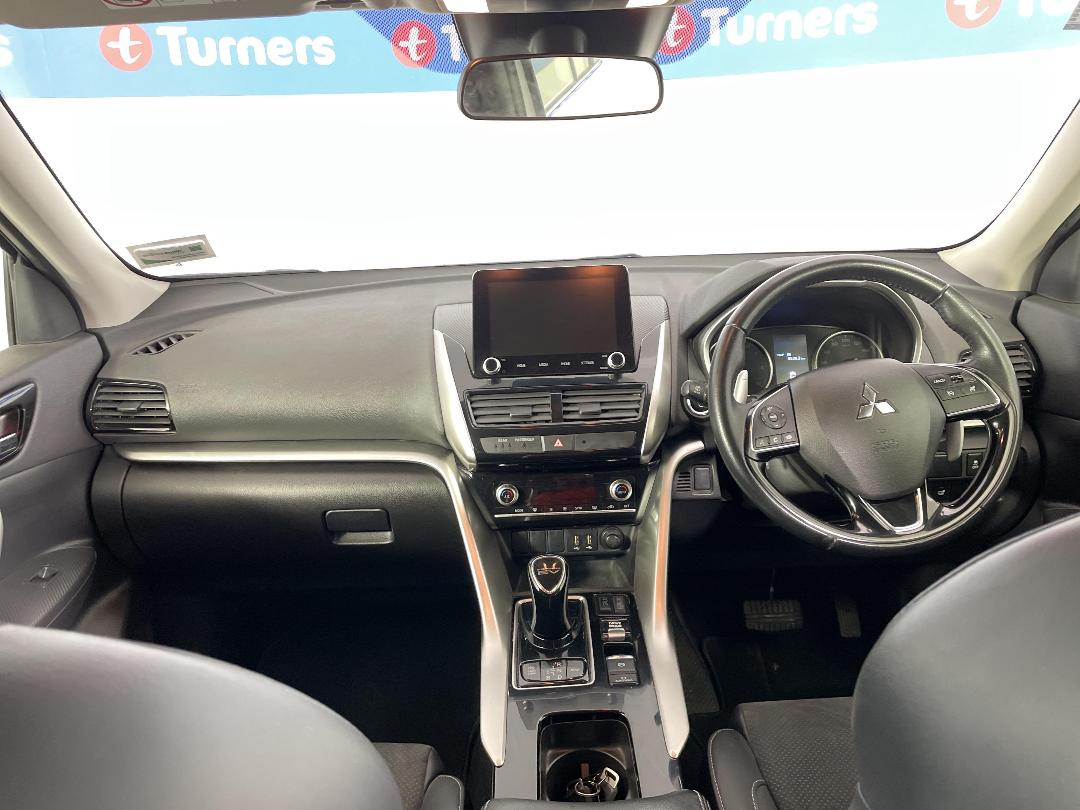 Photo '17' of Mitsubishi Eclipse Cross