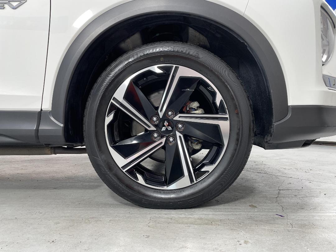 Photo '9' of Mitsubishi Eclipse Cross