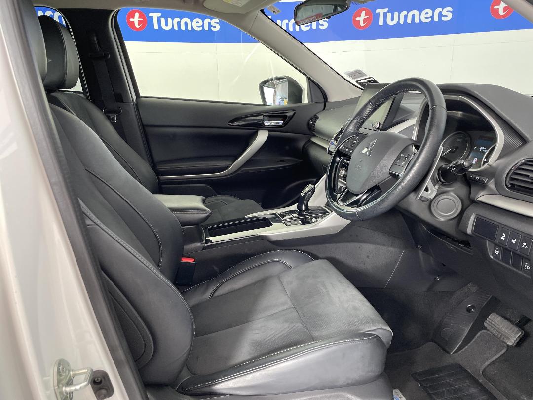 Photo '16' of Mitsubishi Eclipse Cross