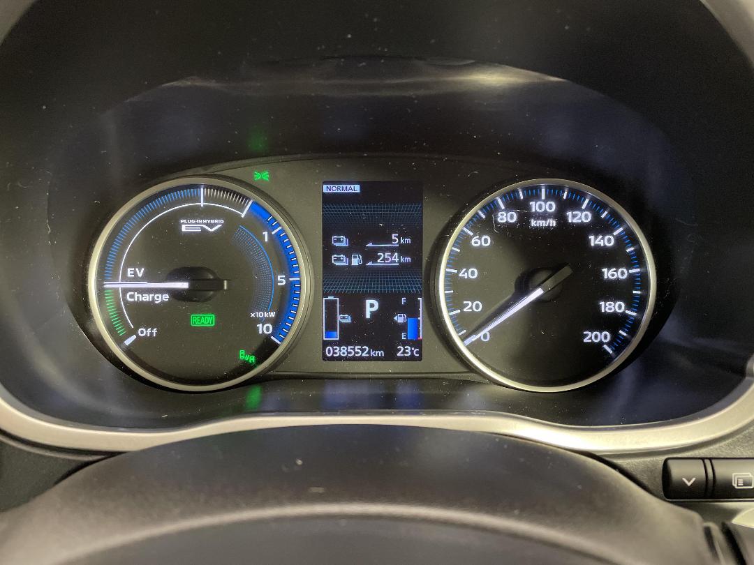 Photo '21' of Mitsubishi Eclipse Cross