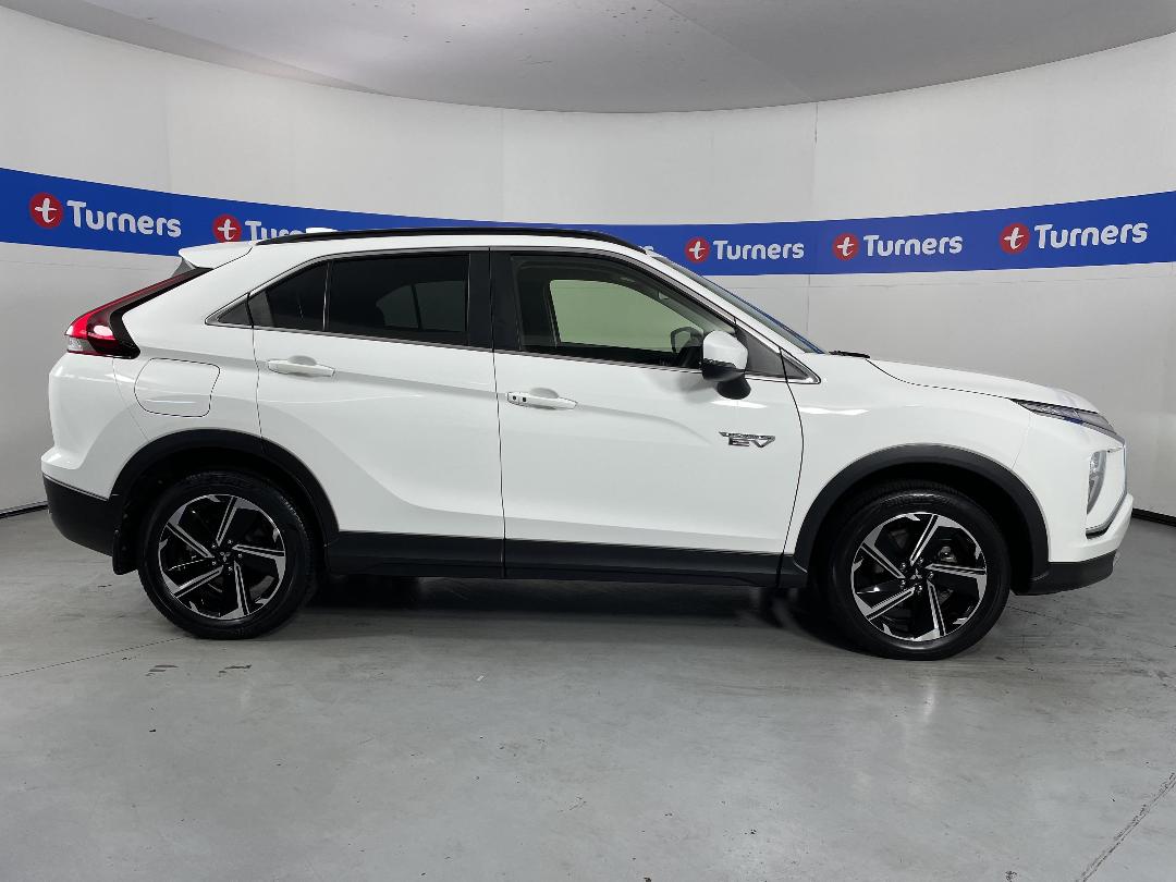 Photo '23' of Mitsubishi Eclipse Cross