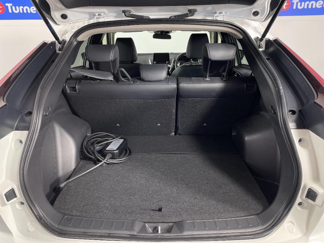 Photo '14' of Mitsubishi Eclipse Cross