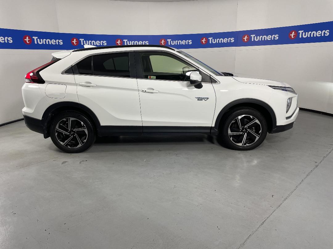 Photo '23' of Mitsubishi Eclipse Cross