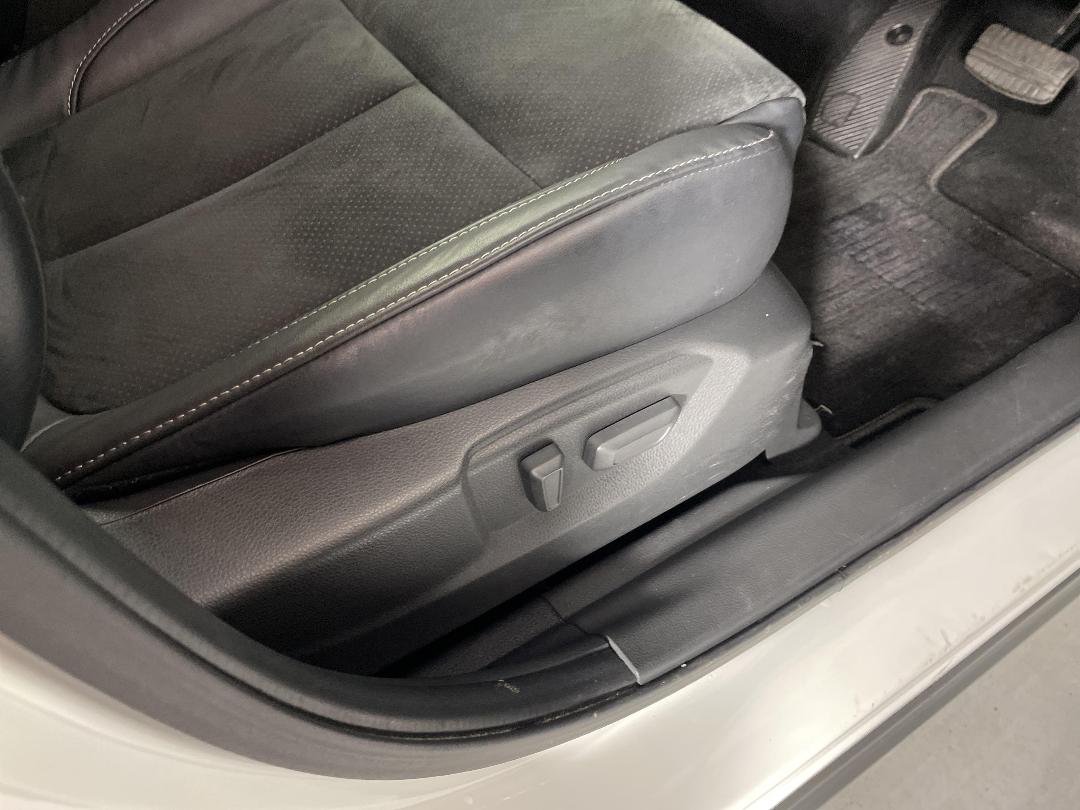 Photo '26' of Mitsubishi Eclipse Cross