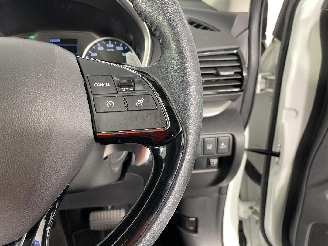 Photo '29' of Mitsubishi Eclipse Cross