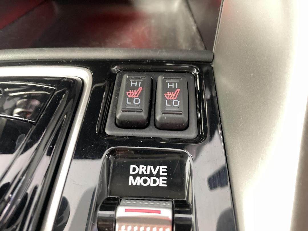 Photo '33' of Mitsubishi Eclipse Cross