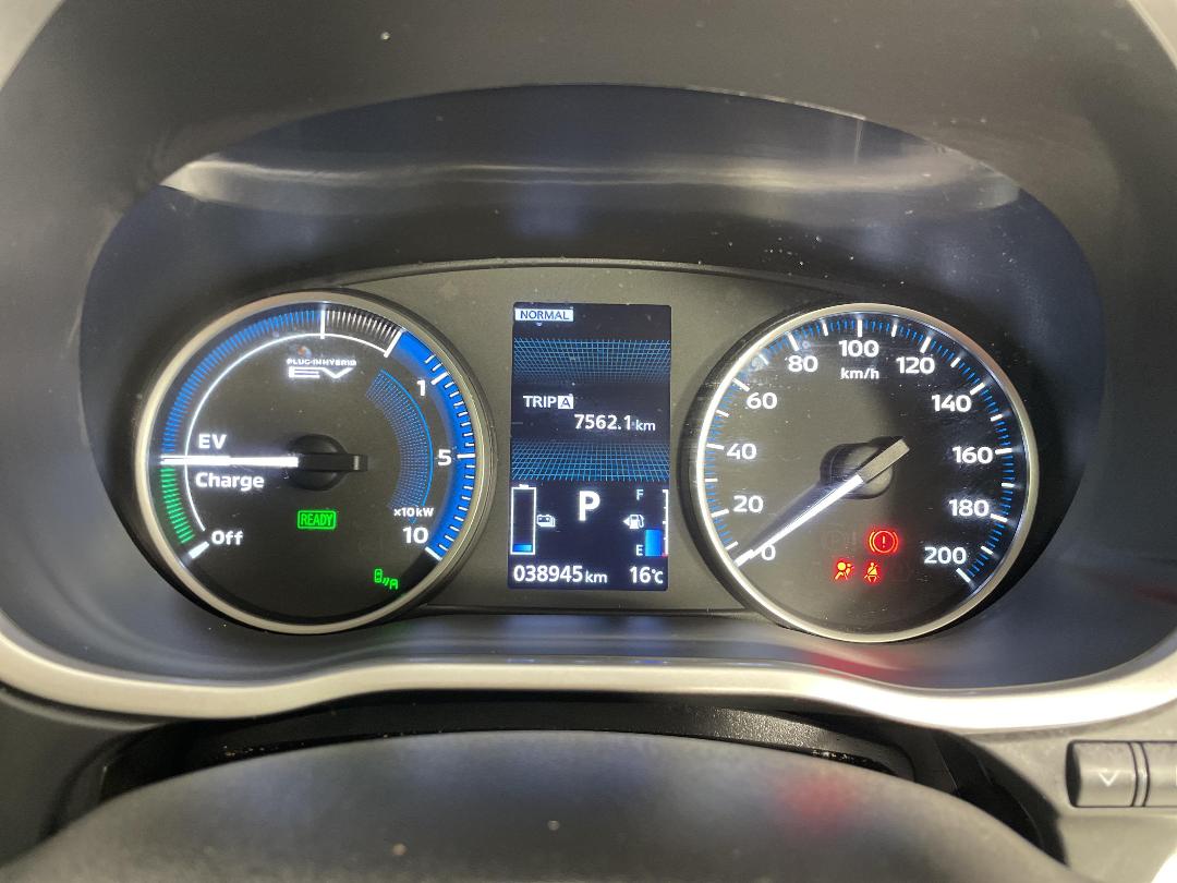 Photo '21' of Mitsubishi Eclipse Cross