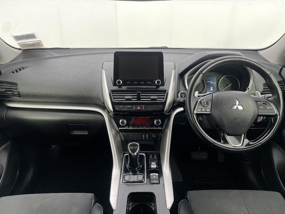 Photo '17' of Mitsubishi Eclipse Cross