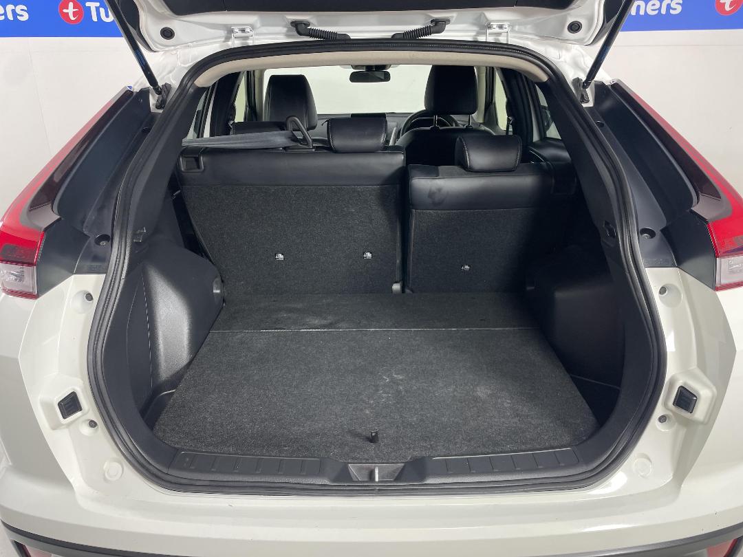 Photo '14' of Mitsubishi Eclipse Cross