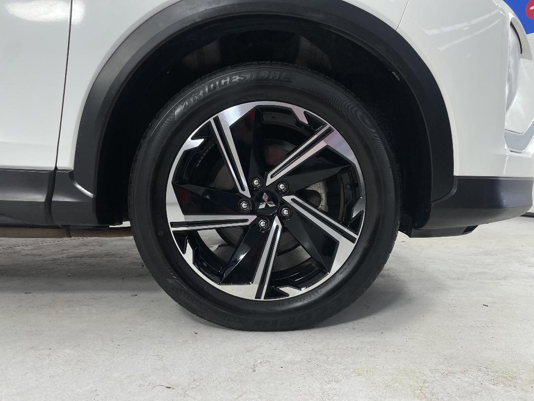 Photo '9' of Mitsubishi Eclipse Cross