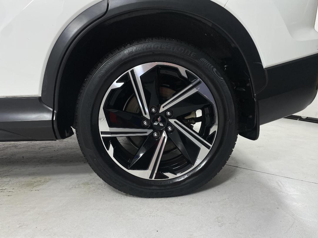 Photo '11' of Mitsubishi Eclipse Cross