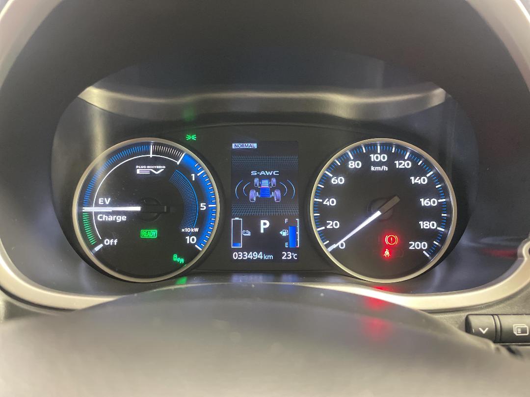 Photo '21' of Mitsubishi Eclipse Cross