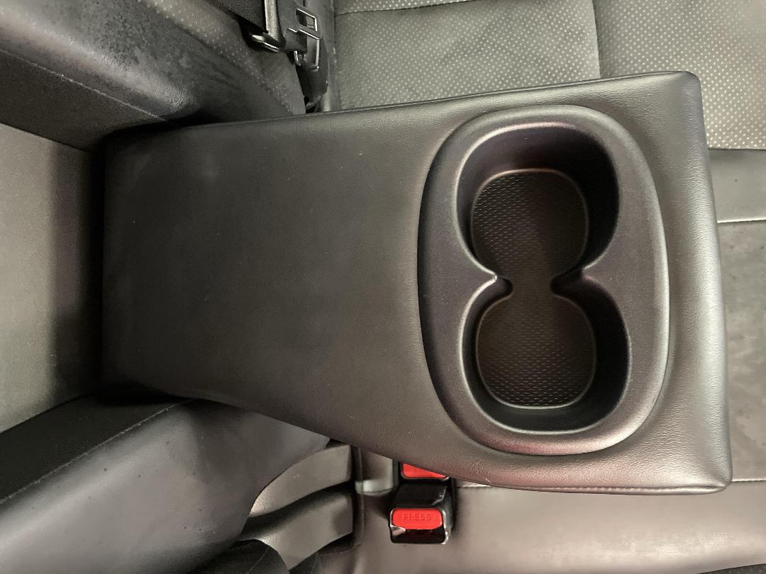 Photo '24' of Mitsubishi Eclipse Cross