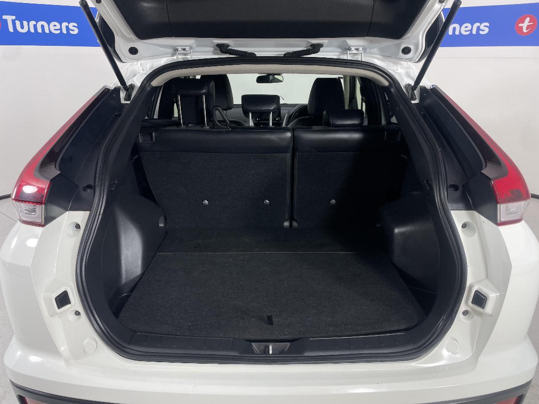 Photo '14' of Mitsubishi Eclipse Cross