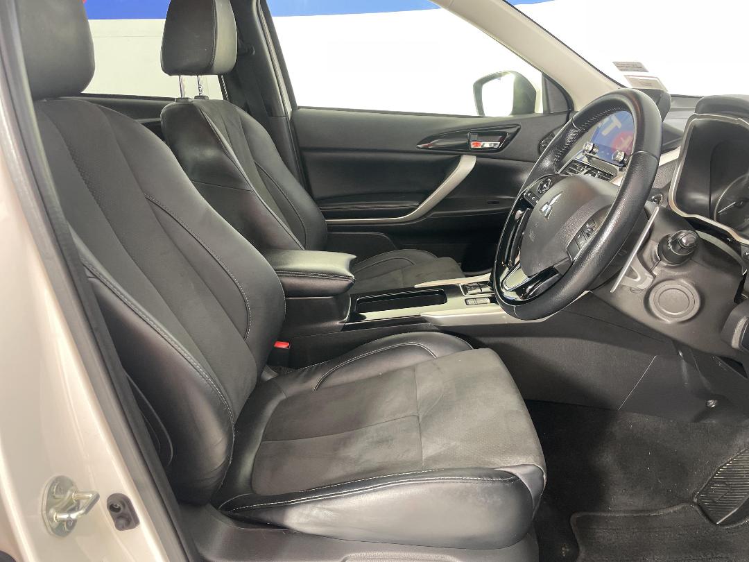 Photo '16' of Mitsubishi Eclipse Cross