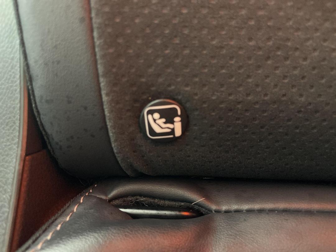 Photo '23' of Mitsubishi Eclipse Cross