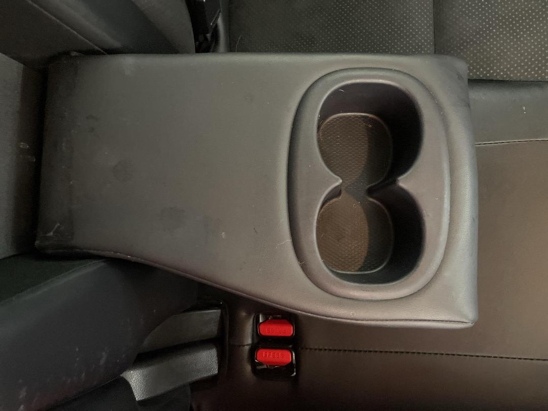 Photo '24' of Mitsubishi Eclipse Cross