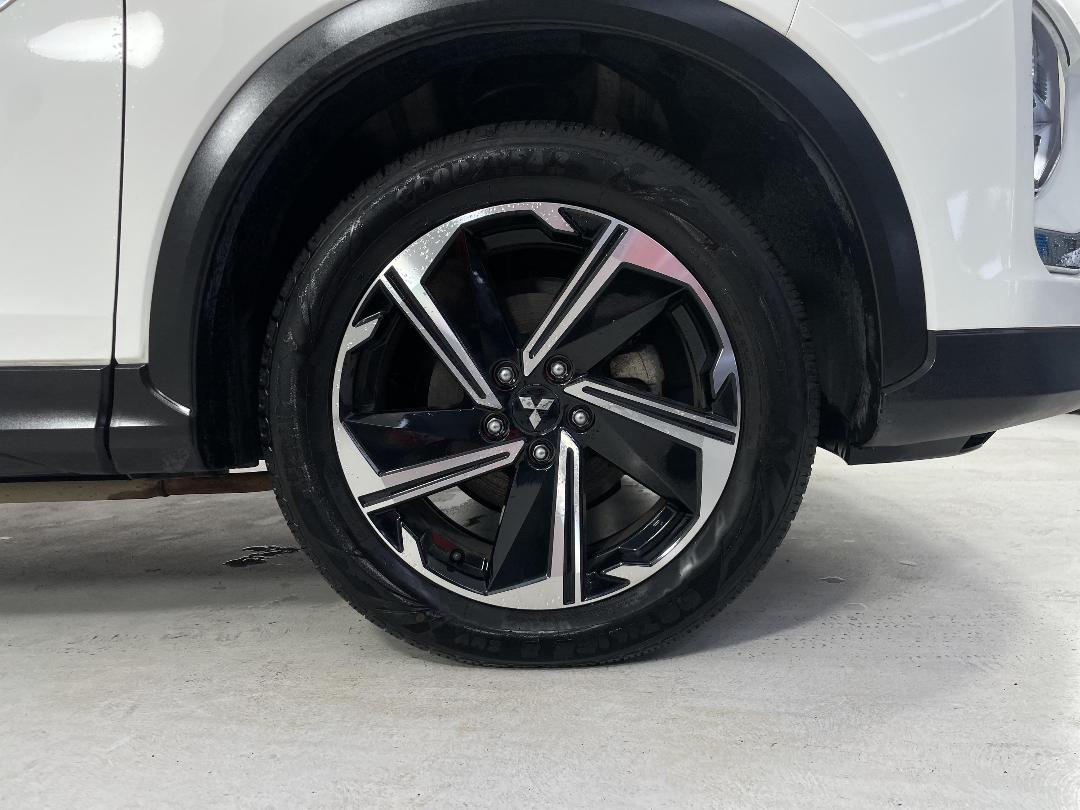 Photo '9' of Mitsubishi Eclipse Cross