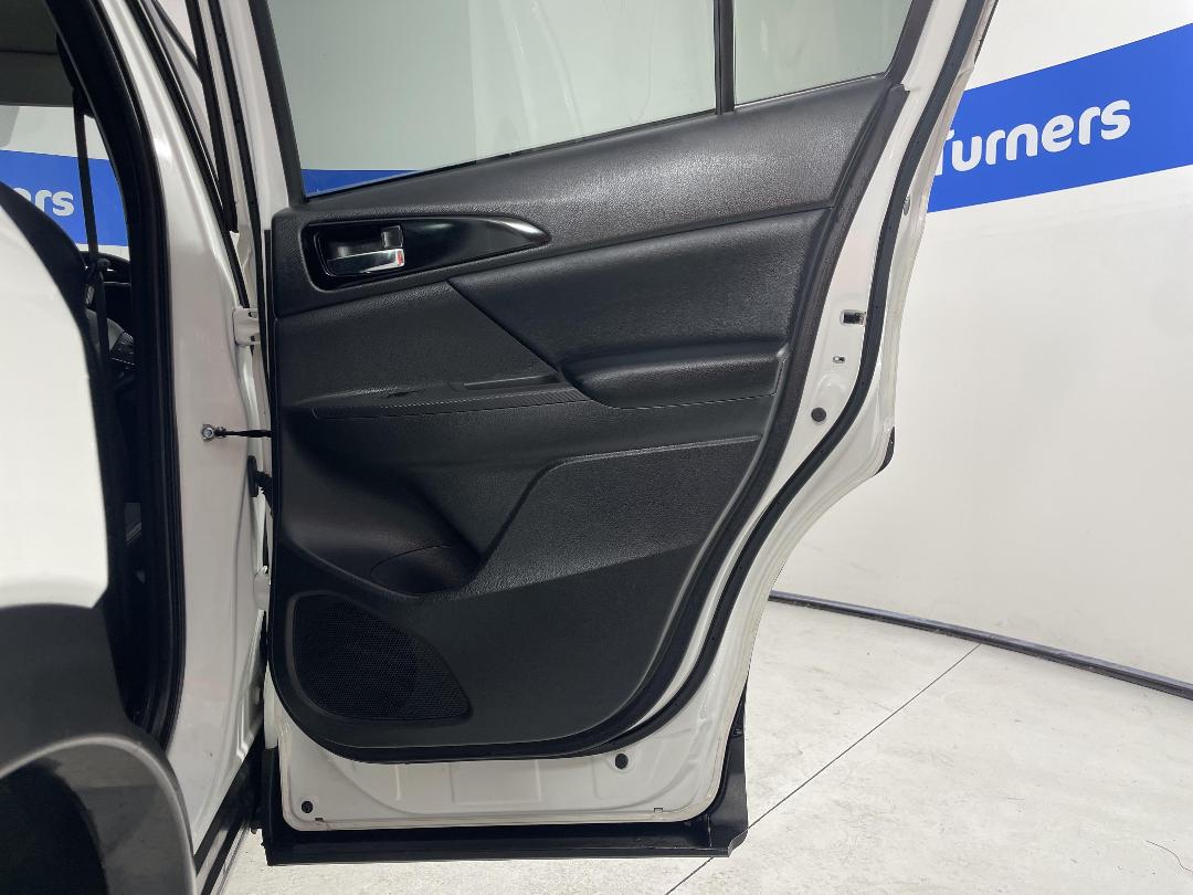 Photo '19' of Mitsubishi Eclipse Cross