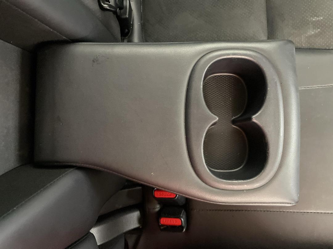 Photo '24' of Mitsubishi Eclipse Cross