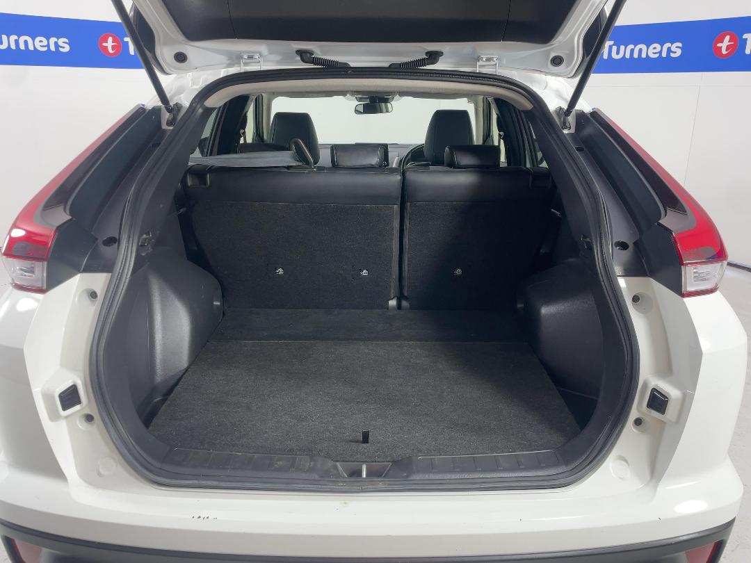 Photo '14' of Mitsubishi Eclipse Cross Photo '14' of Mitsubishi Eclipse Cross