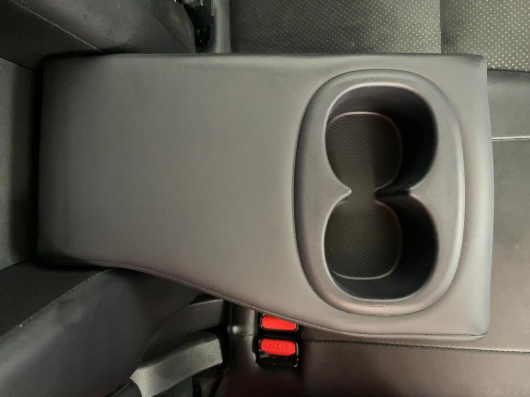 Photo '24' of Mitsubishi Eclipse Cross Photo '24' of Mitsubishi Eclipse Cross