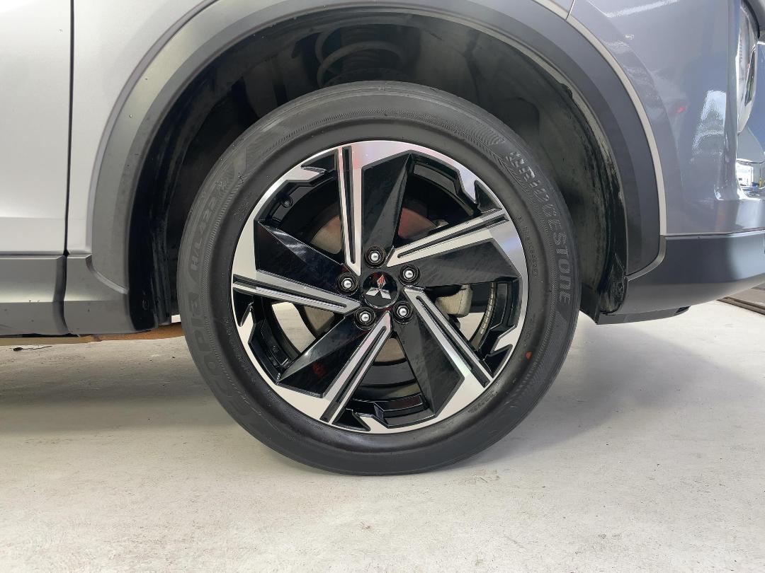 Photo '9' of Mitsubishi Eclipse Cross Photo '9' of Mitsubishi Eclipse Cross