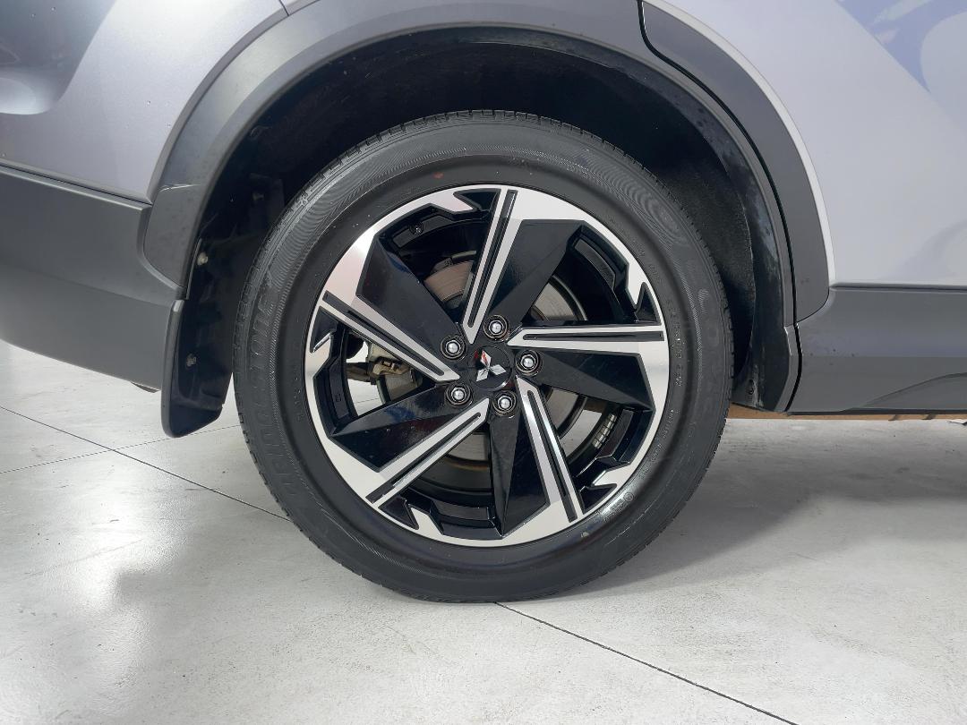 Photo '12' of Mitsubishi Eclipse Cross Photo '12' of Mitsubishi Eclipse Cross