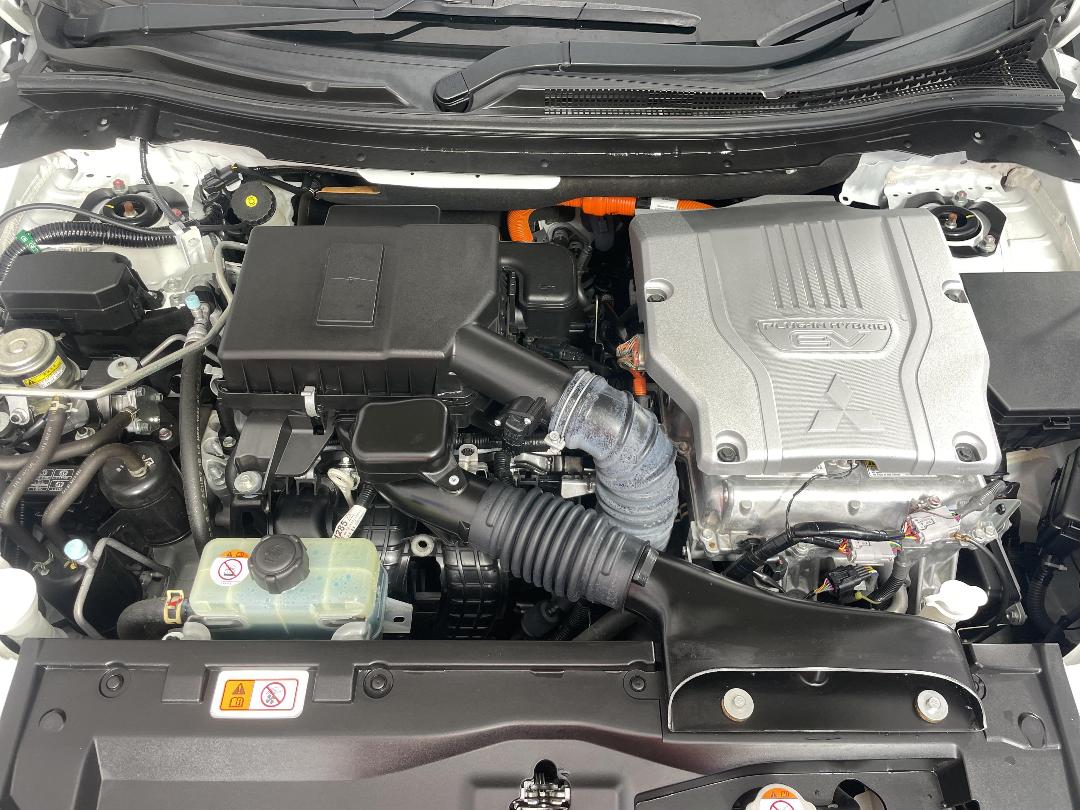 Photo '13' of Mitsubishi Eclipse Cross