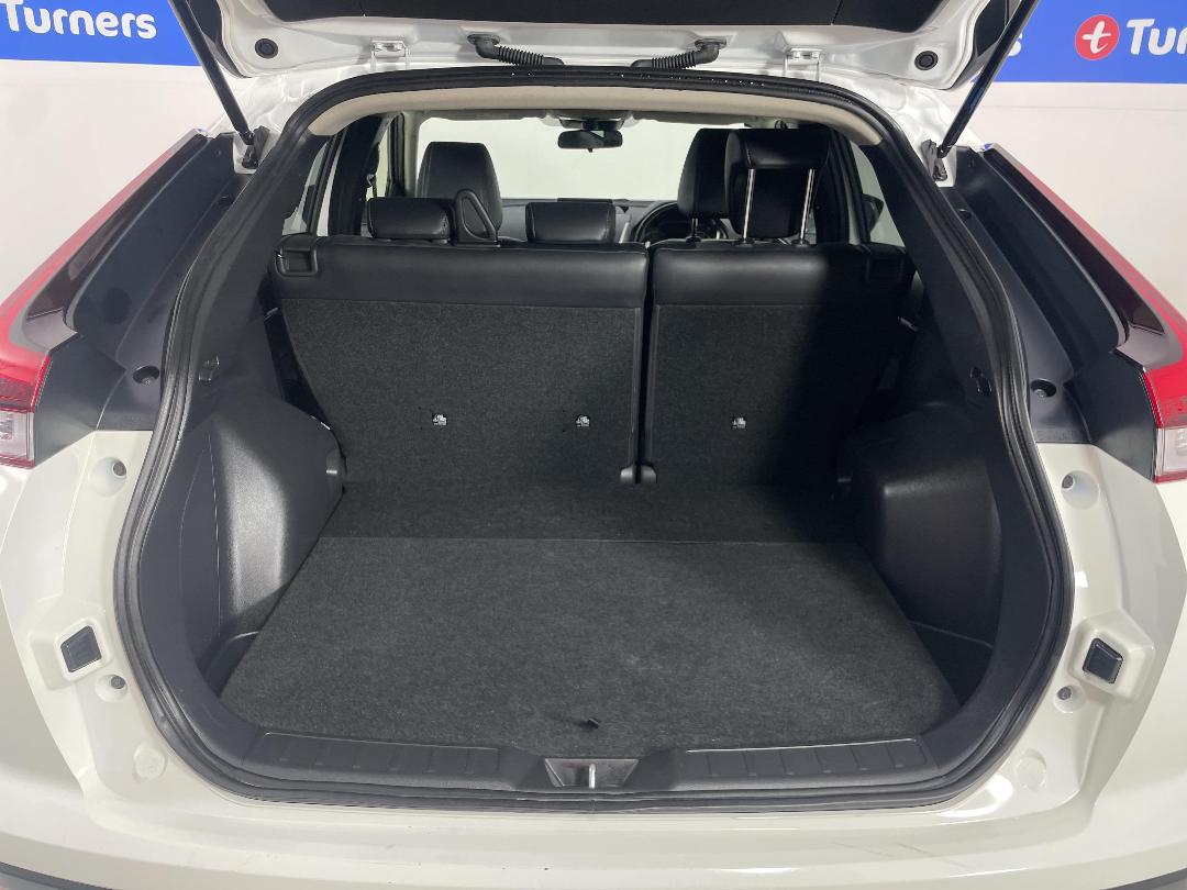 Photo '14' of Mitsubishi Eclipse Cross