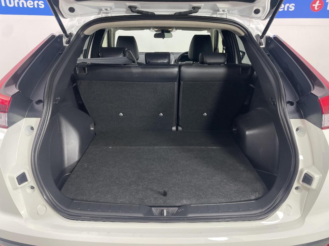 Photo '14' of Mitsubishi Eclipse Cross Photo '14' of Mitsubishi Eclipse Cross