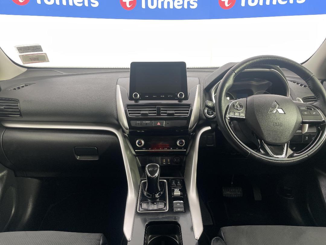 Photo '17' of Mitsubishi Eclipse Cross Photo '17' of Mitsubishi Eclipse Cross