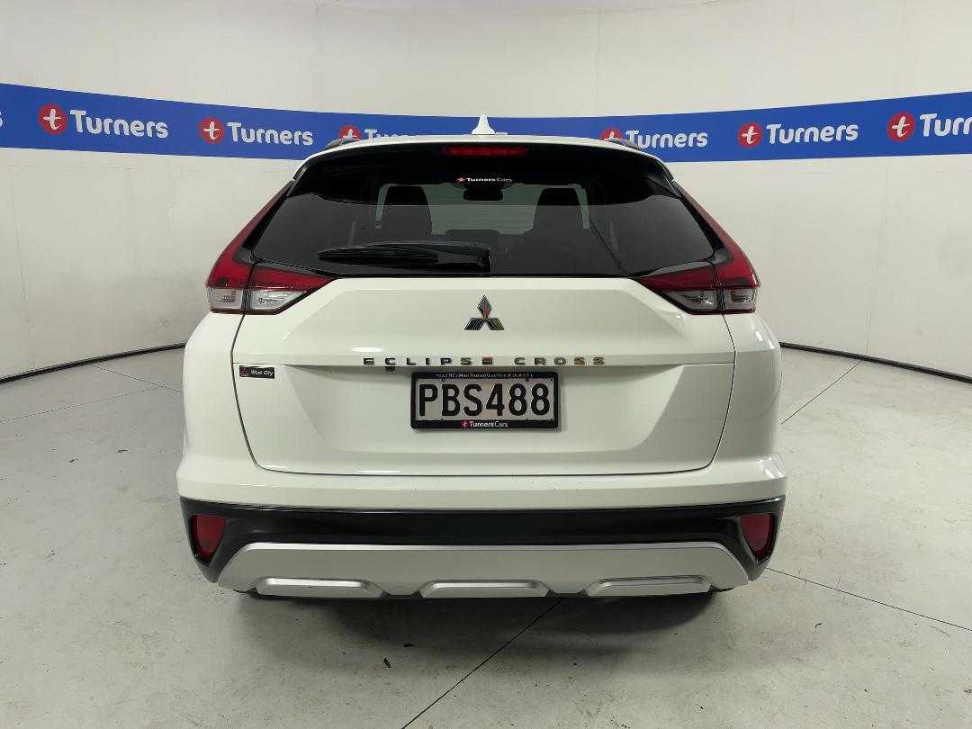 Photo '6' of Mitsubishi Eclipse Cross