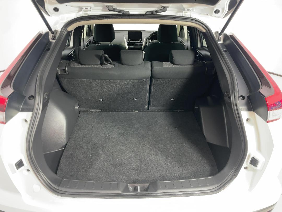 Photo '14' of Mitsubishi Eclipse Cross