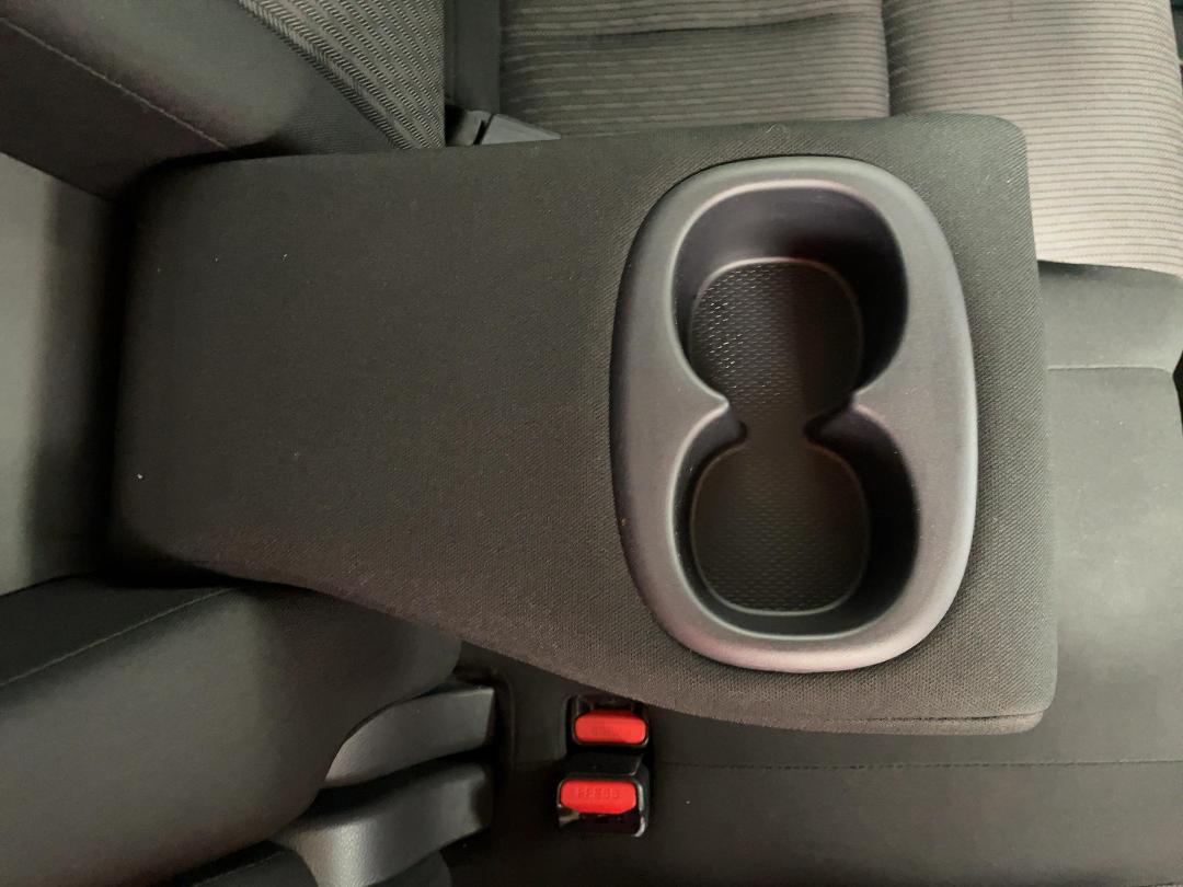 Photo '24' of Mitsubishi Eclipse Cross