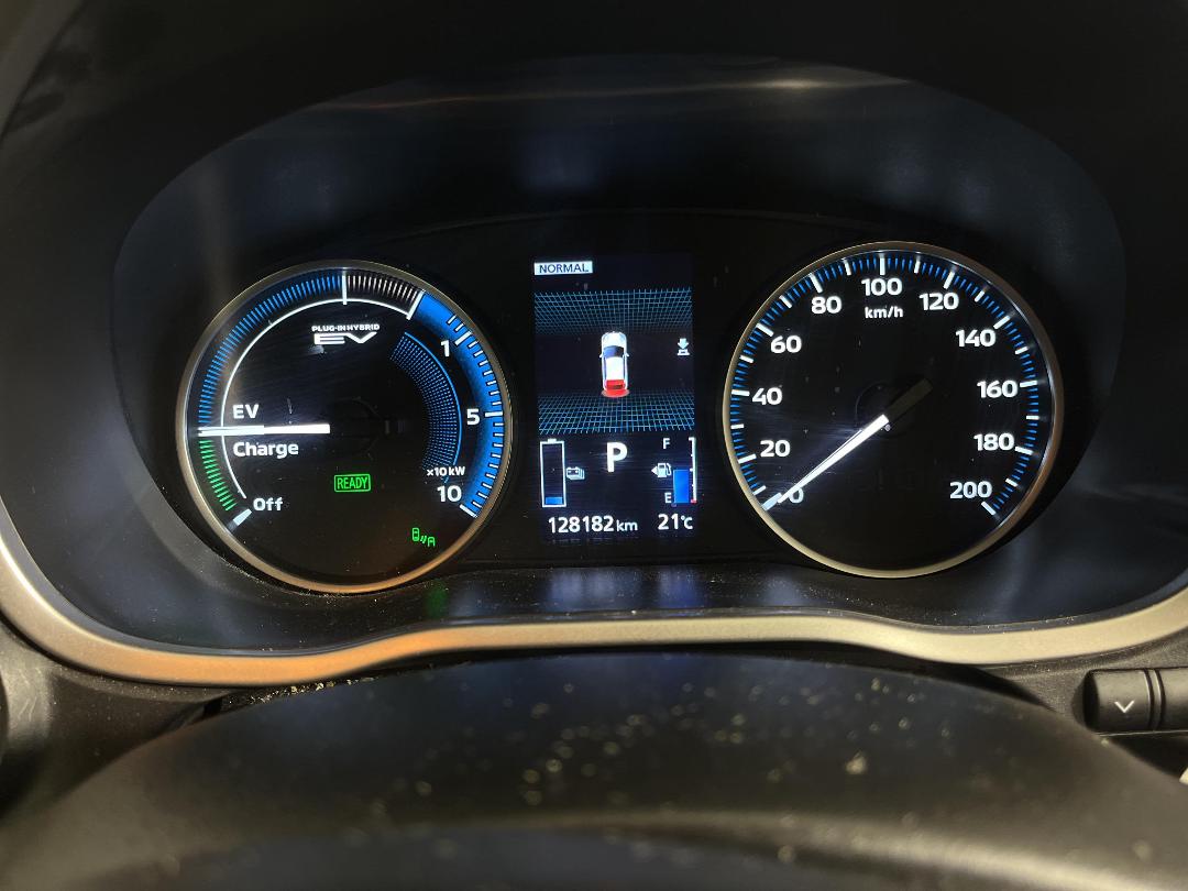 Photo '21' of Mitsubishi Eclipse Cross