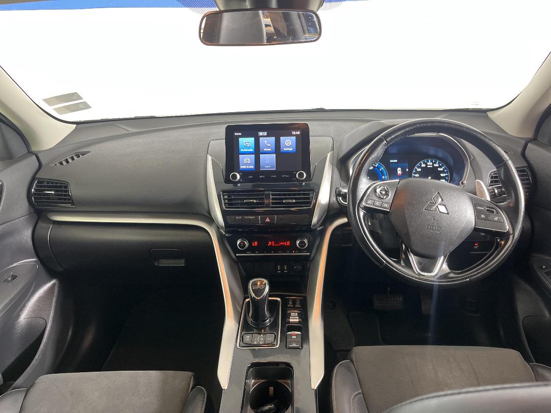 Photo '17' of Mitsubishi Eclipse Cross