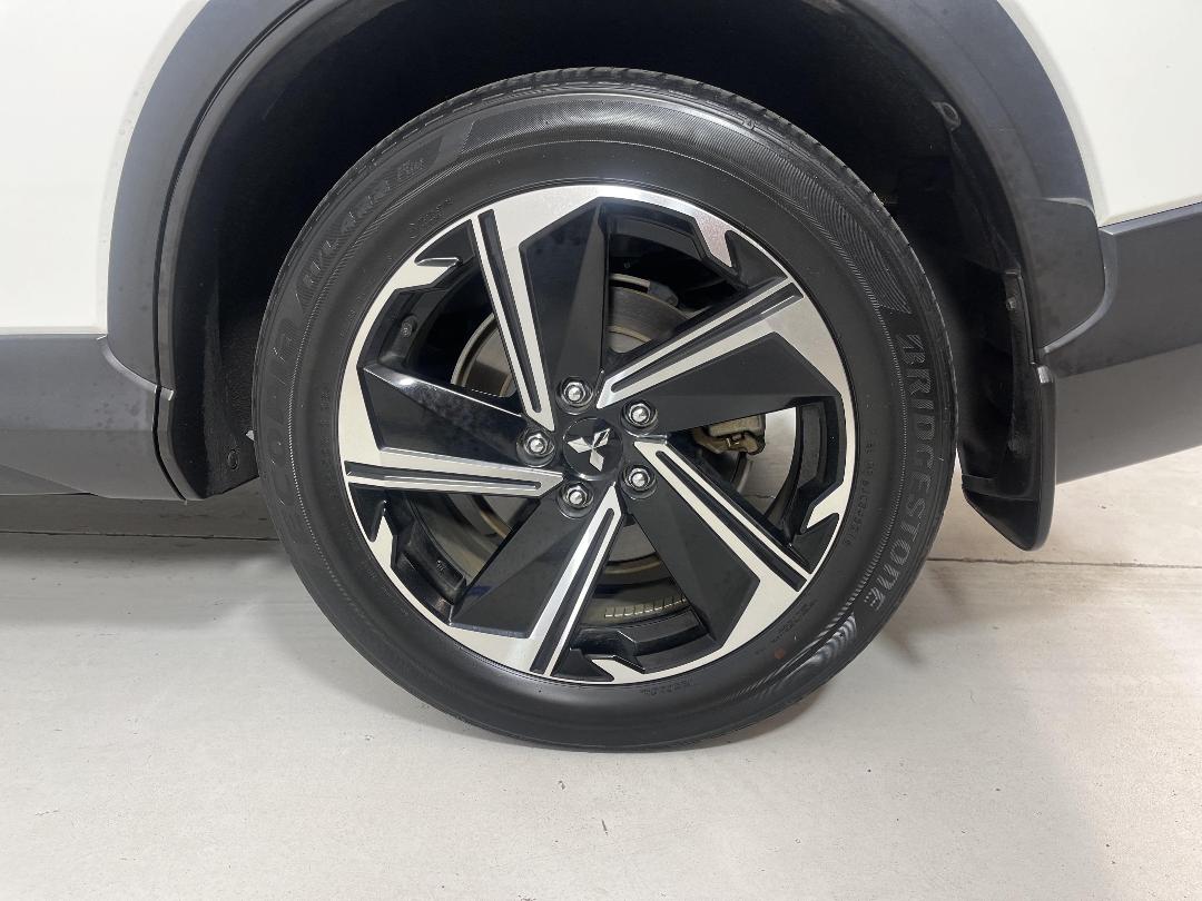 Photo '11' of Mitsubishi Eclipse Cross Photo '11' of Mitsubishi Eclipse Cross