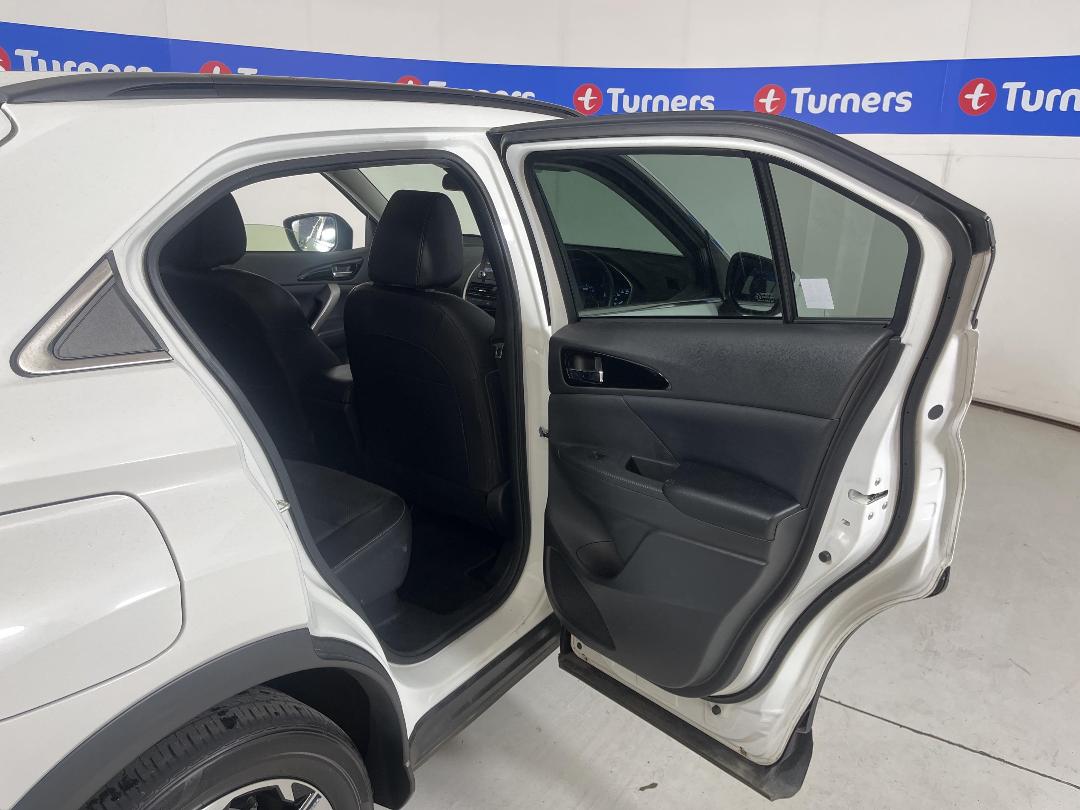 Photo '19' of Mitsubishi Eclipse Cross Photo '19' of Mitsubishi Eclipse Cross